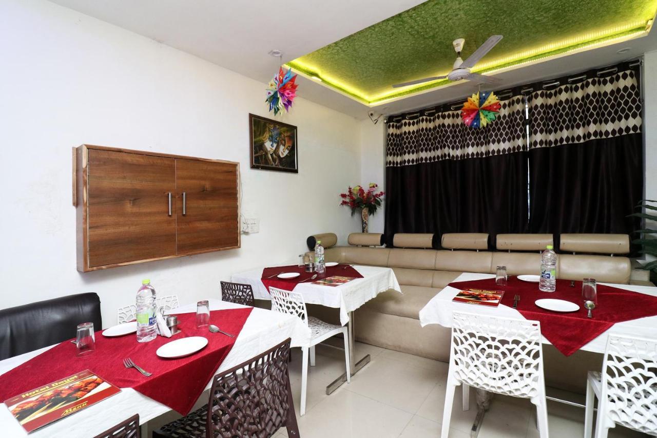 Oyo 24958 Hotel Dayal Belanganj Esterno foto